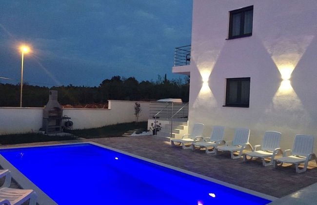 Noel - With Private Pool - A1-prizemlje - Photo 36