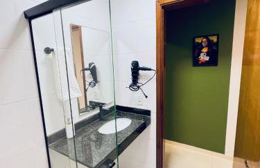 Casa Galdino - 5 km do Aeroporto Juscelino Kubitschek - Foto 43