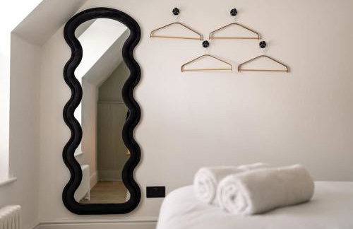 Tiny House, Stunning 1 Bed, Super King, Freestanding Bath, Parking - Foto 9