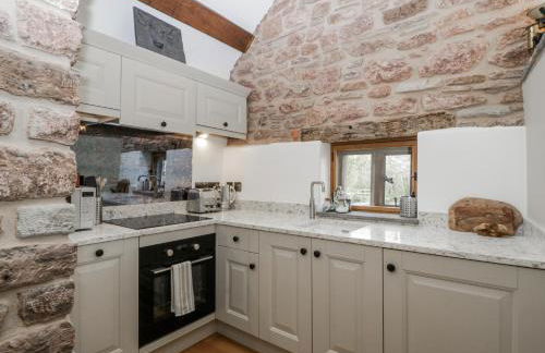 Walnut Cottage - Photo 9