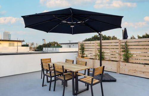 Sky Haus LA - Photo 16