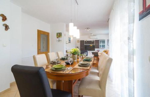 Three-Bedroom Holiday Home In Brstanovo - Foto 30