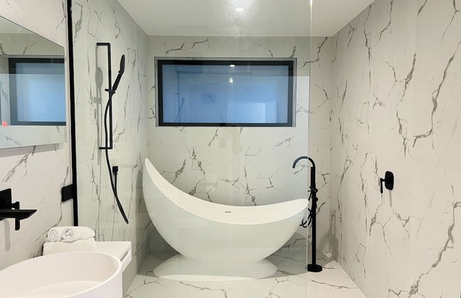 Stunning Lakeview QT Holiday House - Foto 32