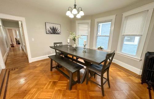 The Allen House - 3 Bedroom - 2 Full Bath - Private Gorgeous Apartment - Sleeps 8 - Foto 24