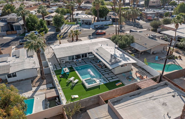 Poolside at Panorama - Foto 23