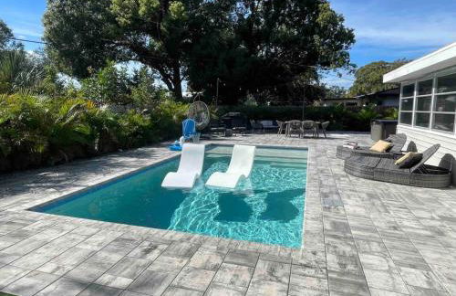 The Wisteria Oasis With heated pool and hot tub - Foto 44