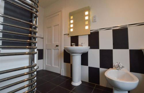 Cologin Farmhouse - Photo 31