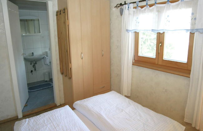 Cozy Chalet in Karrösten near Forest - Foto 3