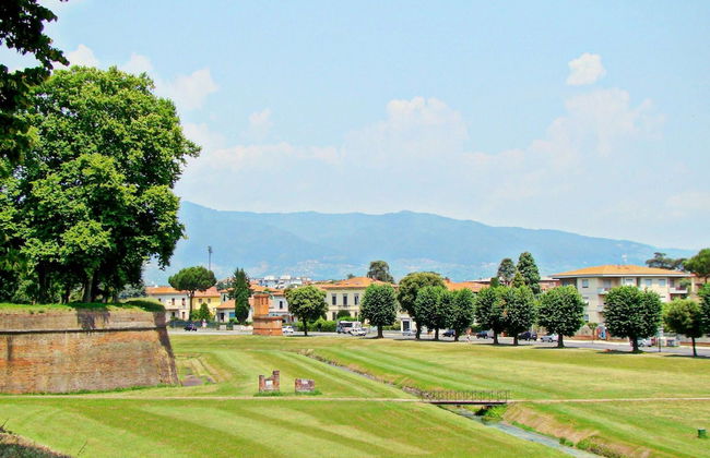 Villa in Montecarlo With Pool and Scenic Views - Foto 35