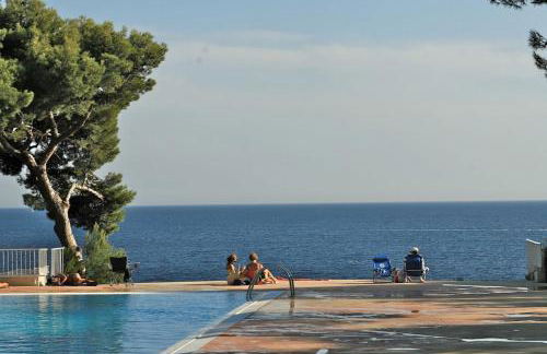 SUPERBE APPARTEMENT VUE MER - PLAGE, PISCINE et TENNIS PRIVE - Foto 17