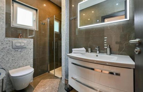 Beautiful Home In Vrtnjakovec - Foto 34