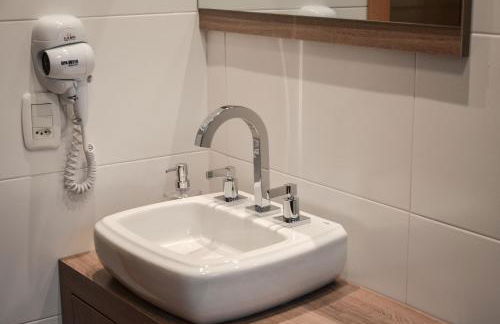 Viena Flats - Photo 35