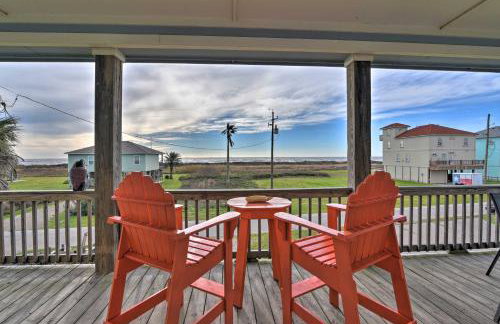 Ocean View and Grill Crystal Beach Bungalow! - Foto 3