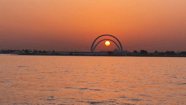 Doha Private Sunset Boat Trip - Photo 4, Watch the sun go down over the horizon