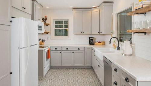 Family Brick House Charm - 4 br 3 bath - Foto 2