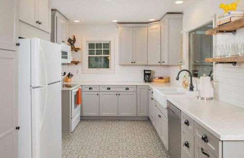 Family Brick House Charm - 4 br 3 bath - Foto 2