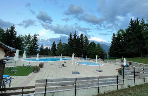 Chalet Le Doux Si, Large Self-Contained Apartment, 2km from Doucy-Combelouvière and close to Valmorel - Foto 30