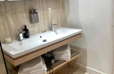 Notting Hill 1-Bed Apartment with Private Patio - Foto 9