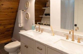 Newly Built, Mid-Lakeside A-Frame with Hot Tub and Steam Shower - Foto 25