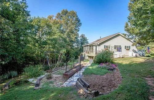 Upscale Two Bedroom Mountain Retreat - Foto 25