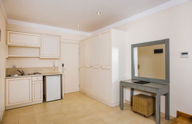 Almiriki Chios Rooms & Apartments - Photo 3