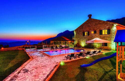 Villa Pave - Six-Bedroom Villa with Terrace and Swimming Pool - Foto 27