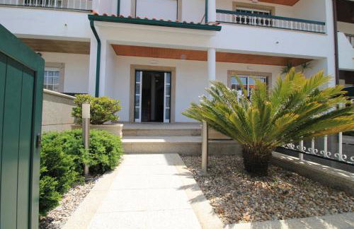 Family Beach House in Amorosa, Northern Portugal - Foto 10