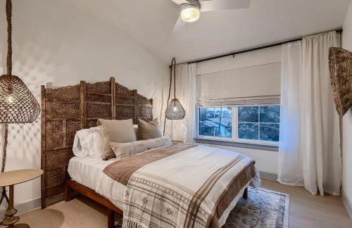 Stunning home - walk to square & heated pool - Foto 12