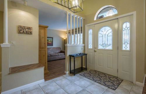 Coburn Cabin @ Country Club Game Room New Central AC Pet and Family-Friendly - Photo 9