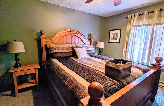 Frost Hollow by Avantstay Deck w/ Grill, Game Room Loft - Photo 10