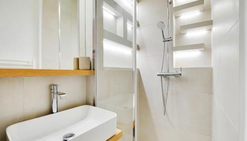 Luxury Paris, paisible, 2 chambres, toute commodités - Foto 4, Shower