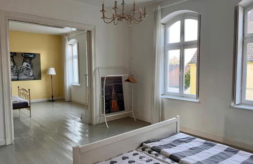 Beautiful apartment in a historic villa - Photo 51