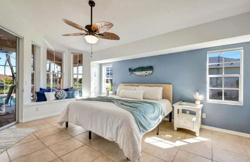 Spacious Canal-View Home with Pool and Game Room - Foto 36