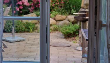 Große Ferienwohnung mit Kamin, Garten & 2 Bädern nahe Ostsee - Foto 2, Garden