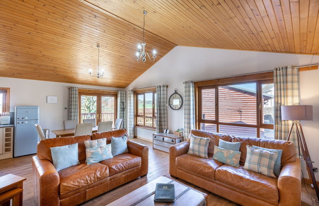 Douglas Fir Lodge With Hot Tub Near Cupar, Fife - Foto 18