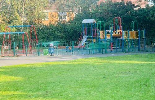 Detached 4 Bed Family Home - Foto 16