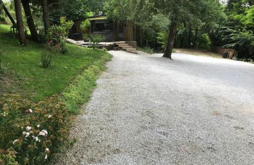 Bus atypique au bord du canal du midi et au cœur d'une forêt 2 chambres - Foto 16