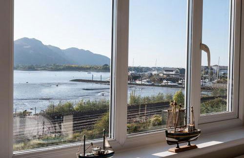 Walton House - Photo 37