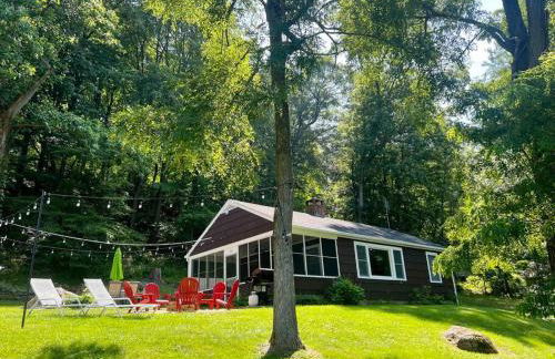 Brown House, Lake, Boat Dock, King Bed, Grill - Foto 9