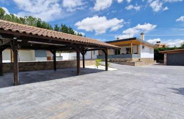 Chalet Oasis, Piscina, Barbacoa, Jardin, Amigos, Familia, Grupos, Casa, Villa - Foto 6