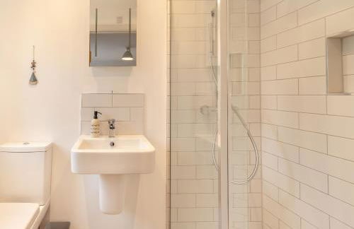 Caerau Bach - Photo 13