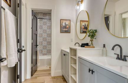 Pool, Hot Tub, Game Room, Fire Pit Luxe & Private 4bdr Maverick by Avantstay - Foto 59