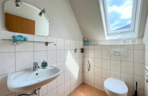 Ferienwohnung Kinzigblick - Balkon - Für Kinder - mit Bettwäsche & Handtücher - Foto 17