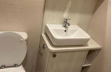 Stunning mini lodge with sea view - Foto 10