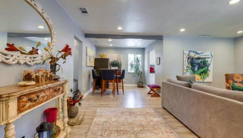 Family Home with Pool about 7 Mi to Downtown Sacramento! - Foto 4