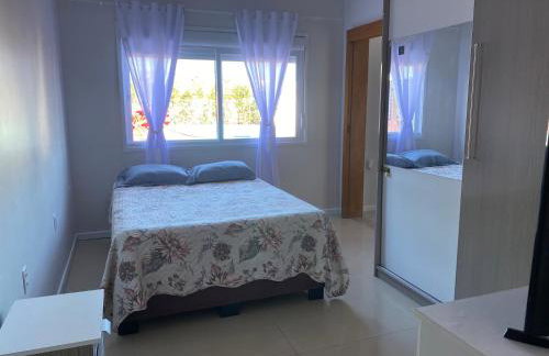 Belíssimo sobrado com piscina - Foto 17