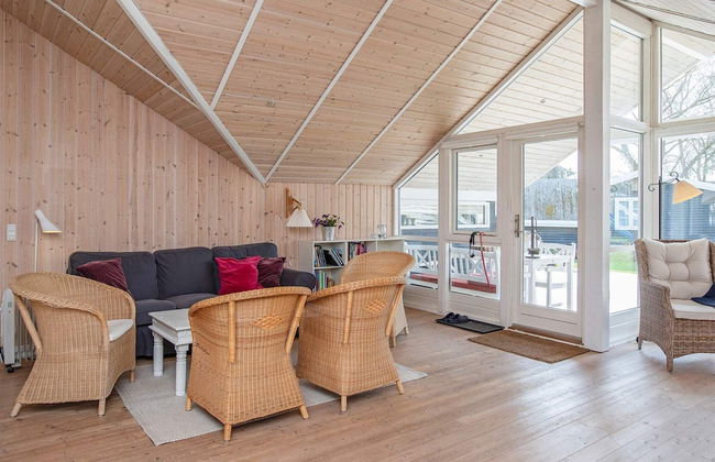 10 Person Holiday Home in Stege - Foto 17