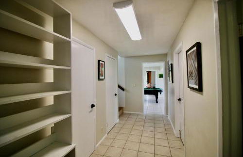 6acres- 6 Bedrms- Soccer Field- Trails- Baths- Swings - Foto 52