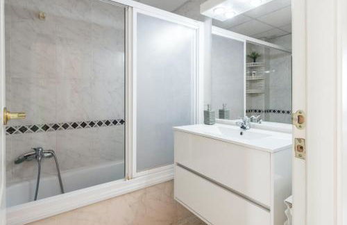 Modern villa with pool in Torredembarra - Sea view - Foto 15