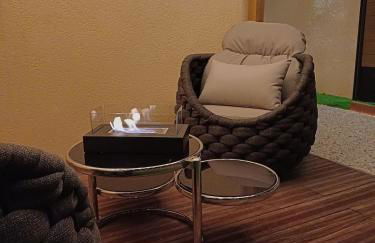 Sweety's Eden Jacuzzi - Jacuzzi privé Sauna Cinéma room Jardin - Terrasse centre-ville - Foto 59